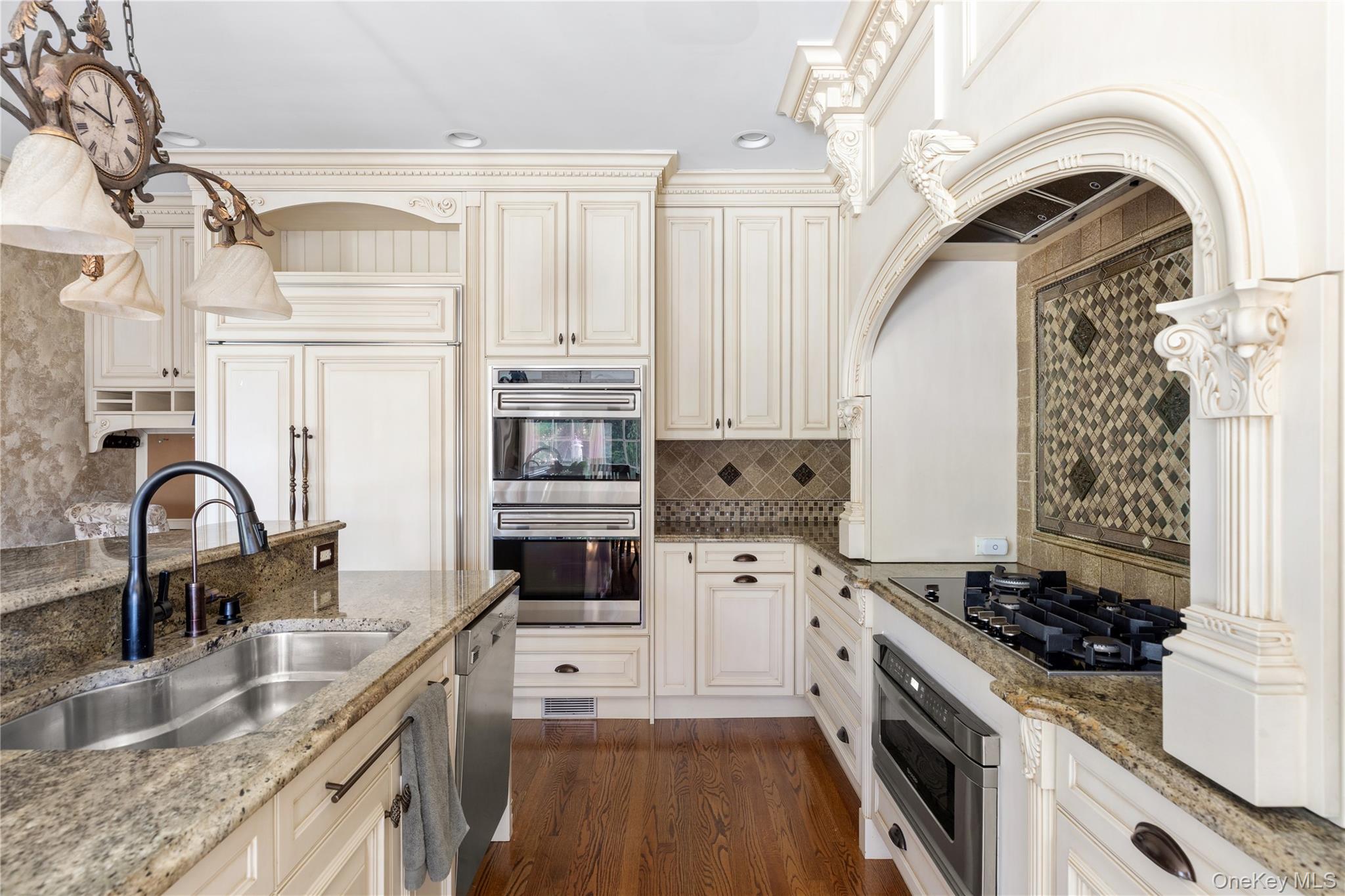 14 Meadow Lane Property Photo 11