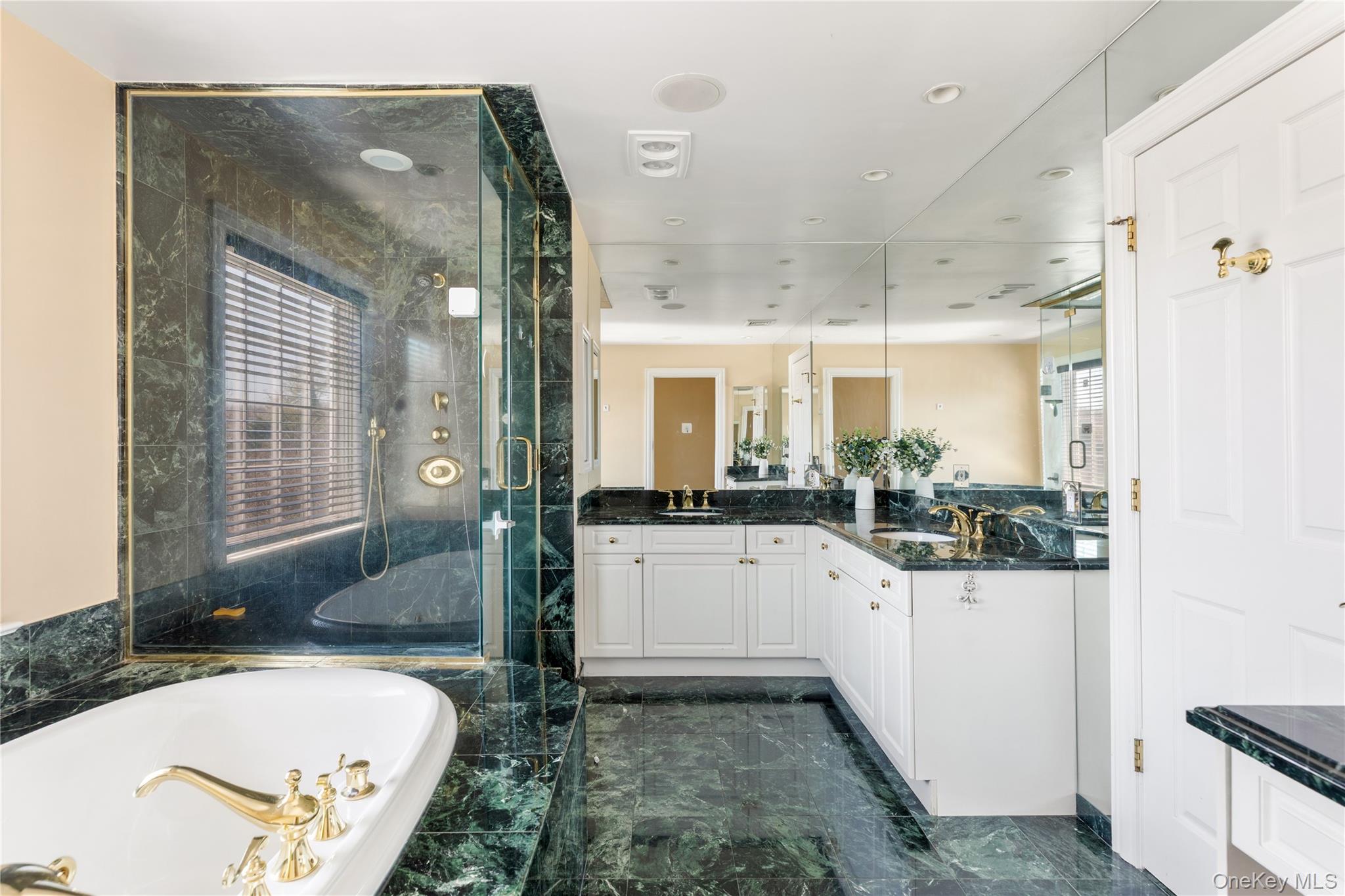 14 Meadow Lane Property Photo 26