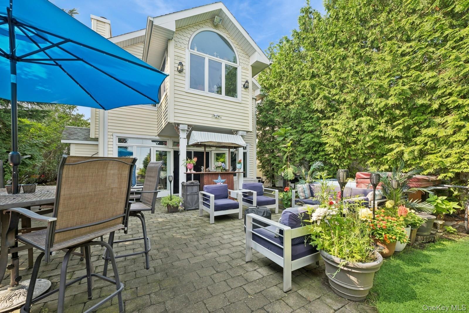 101 Bay Street Property Photo 6