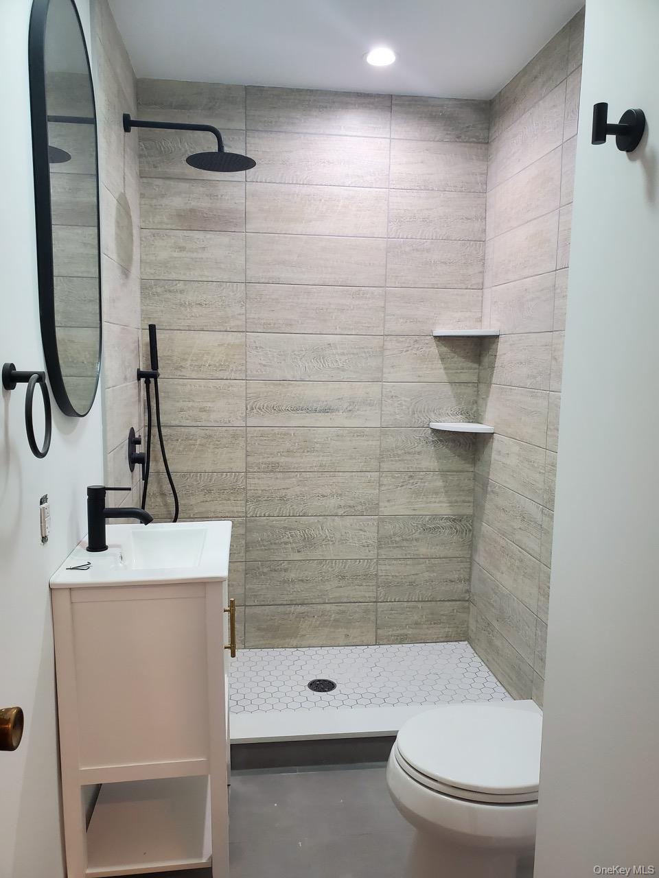 15 E Way Path Property Photo 13