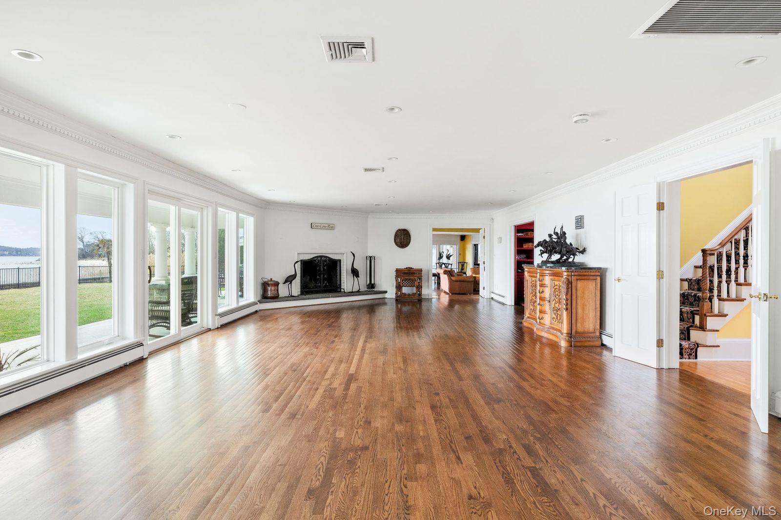 33 Beach Road Property Photo 8