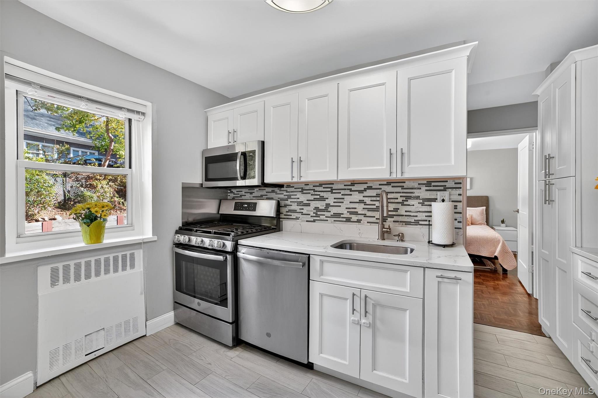 111 E Hartsdale Avenue 3e Property Photo 13