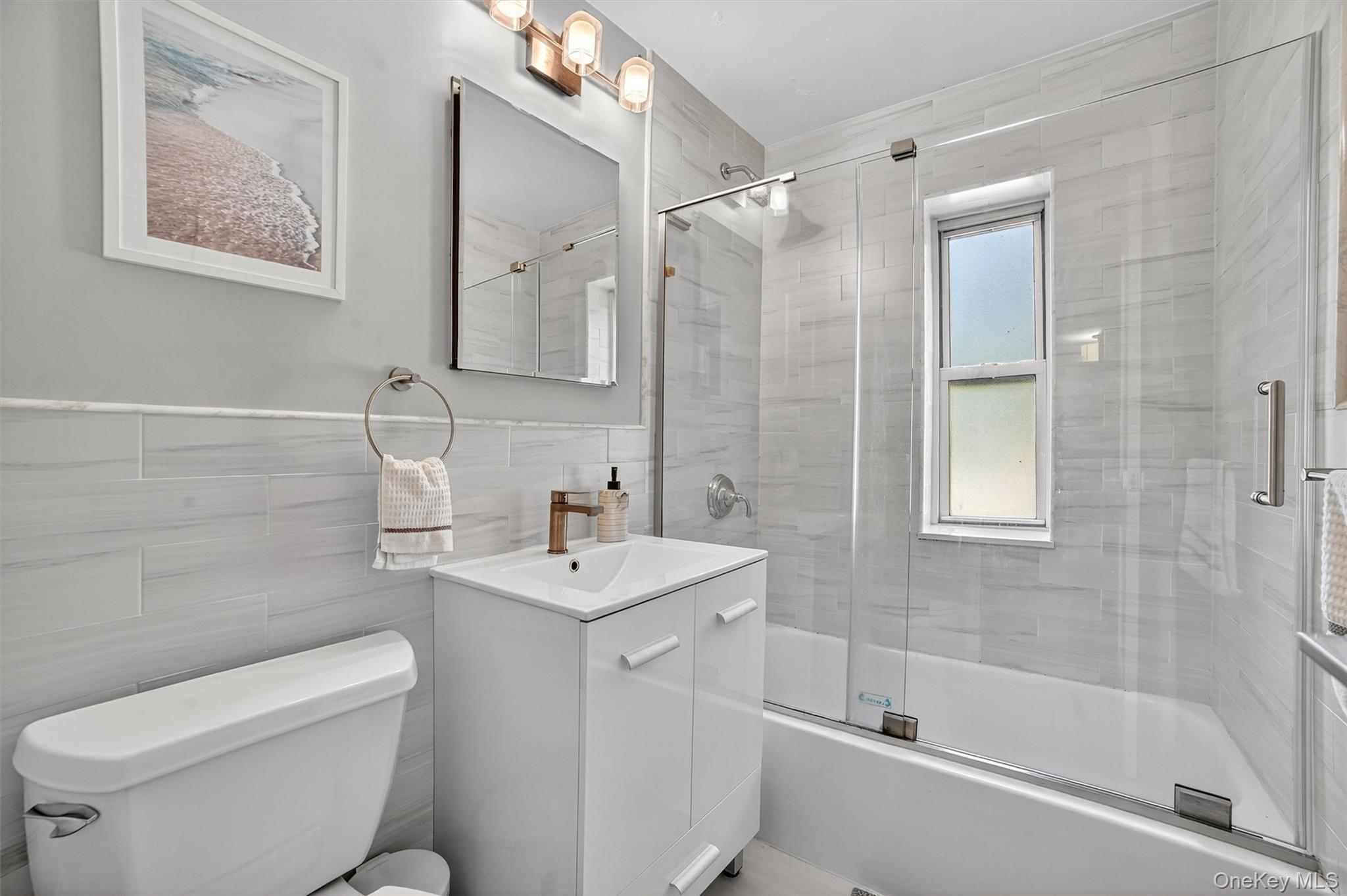 111 E Hartsdale Avenue 3e Property Photo 17