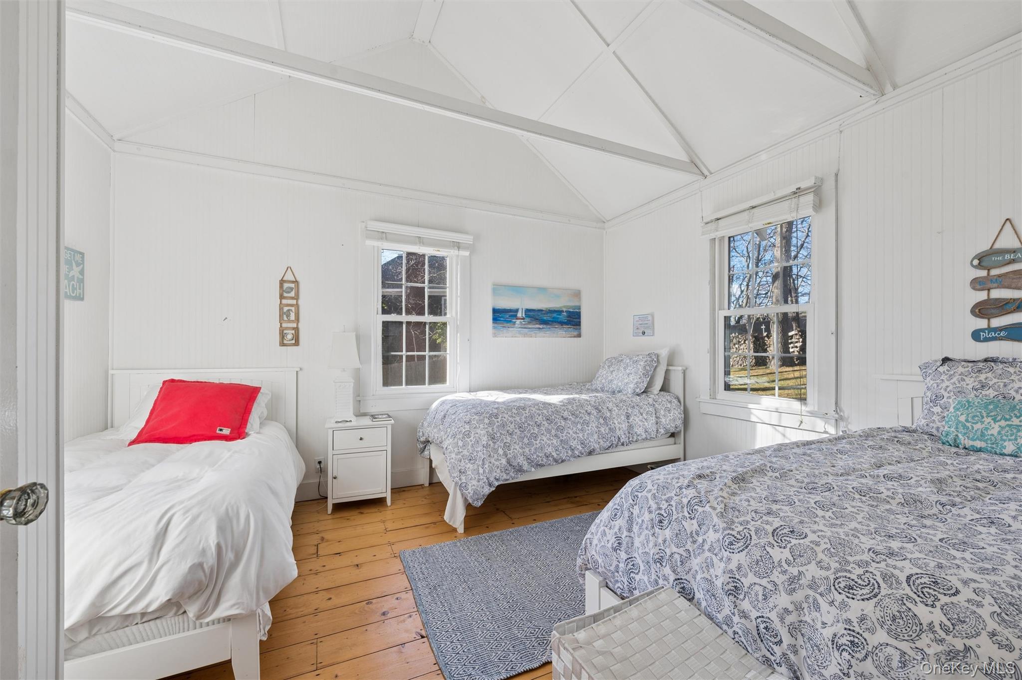 6 Private Row Property Photo 9