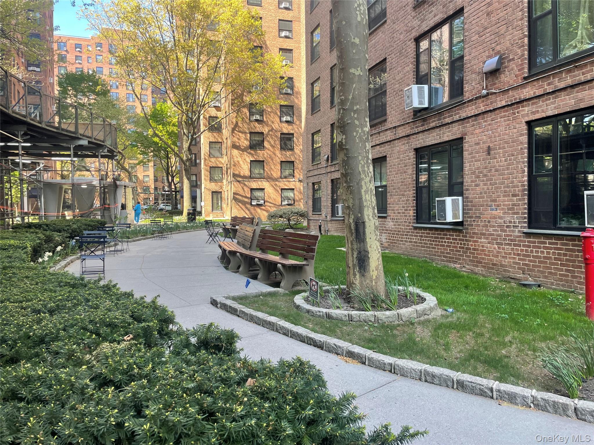 365 Clinton Avenue 6e Property Photo 14