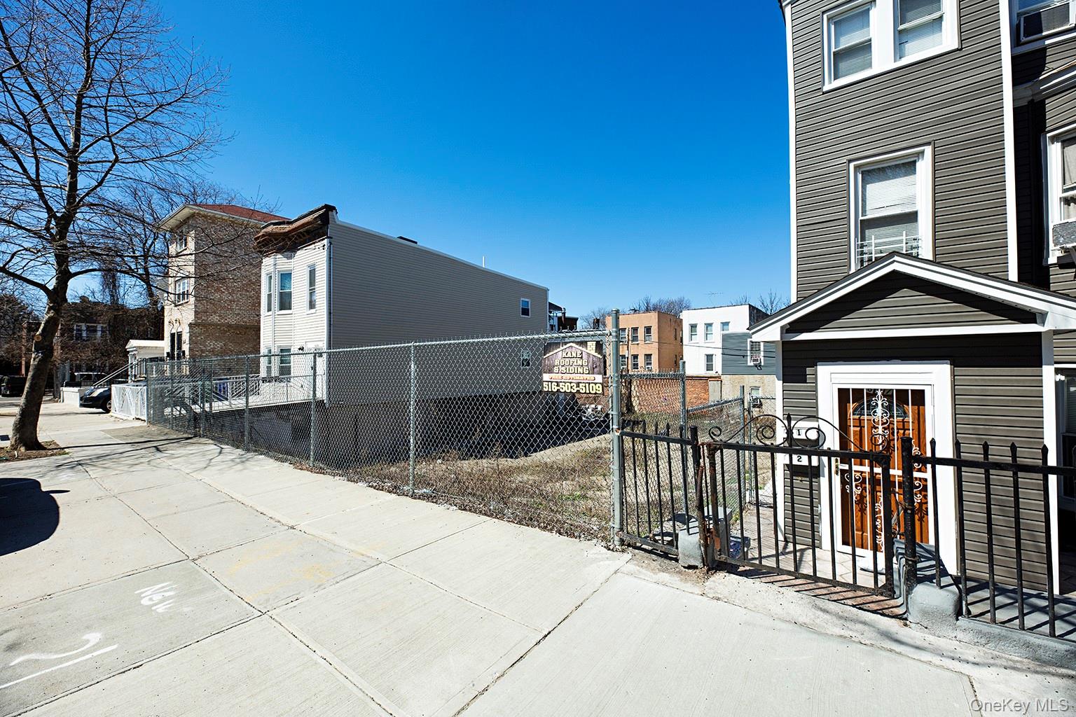 615 Mead Street Property Photo 5