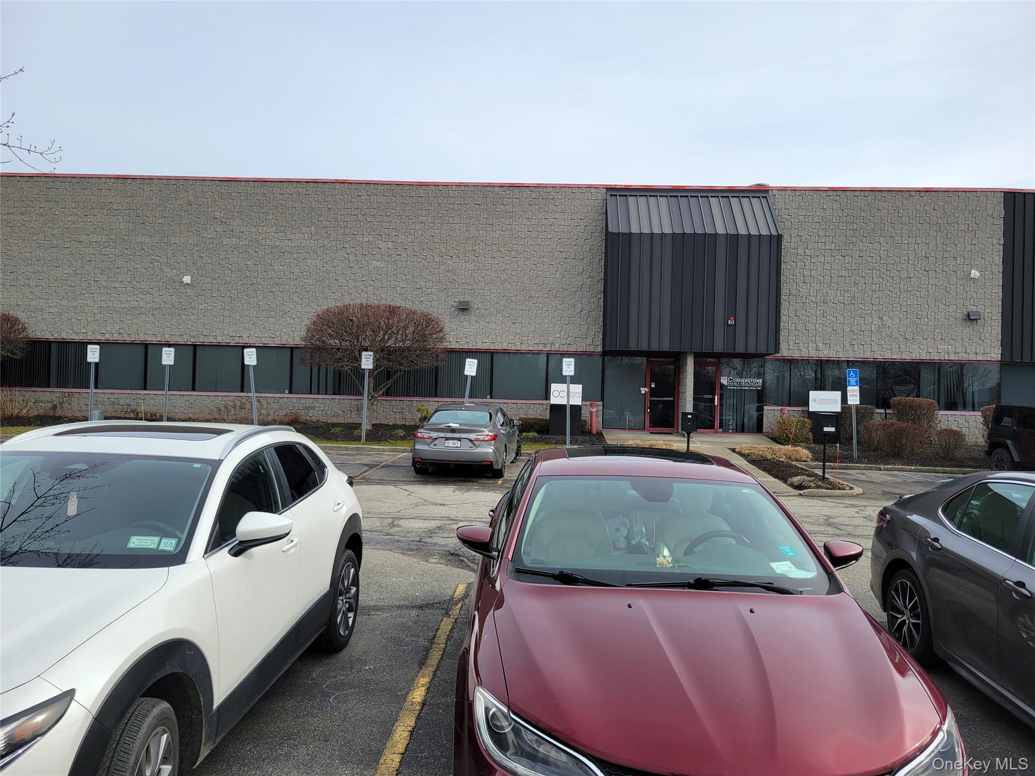 900 Corporate Boulevard Rte17k Property Photo 4