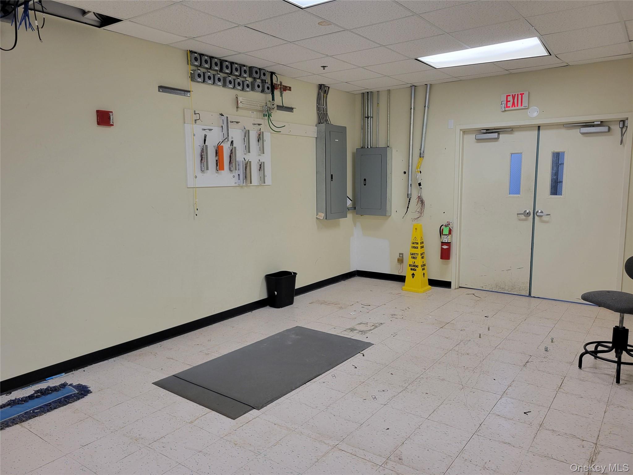 900 Corporate Boulevard Rte17k Property Photo 27
