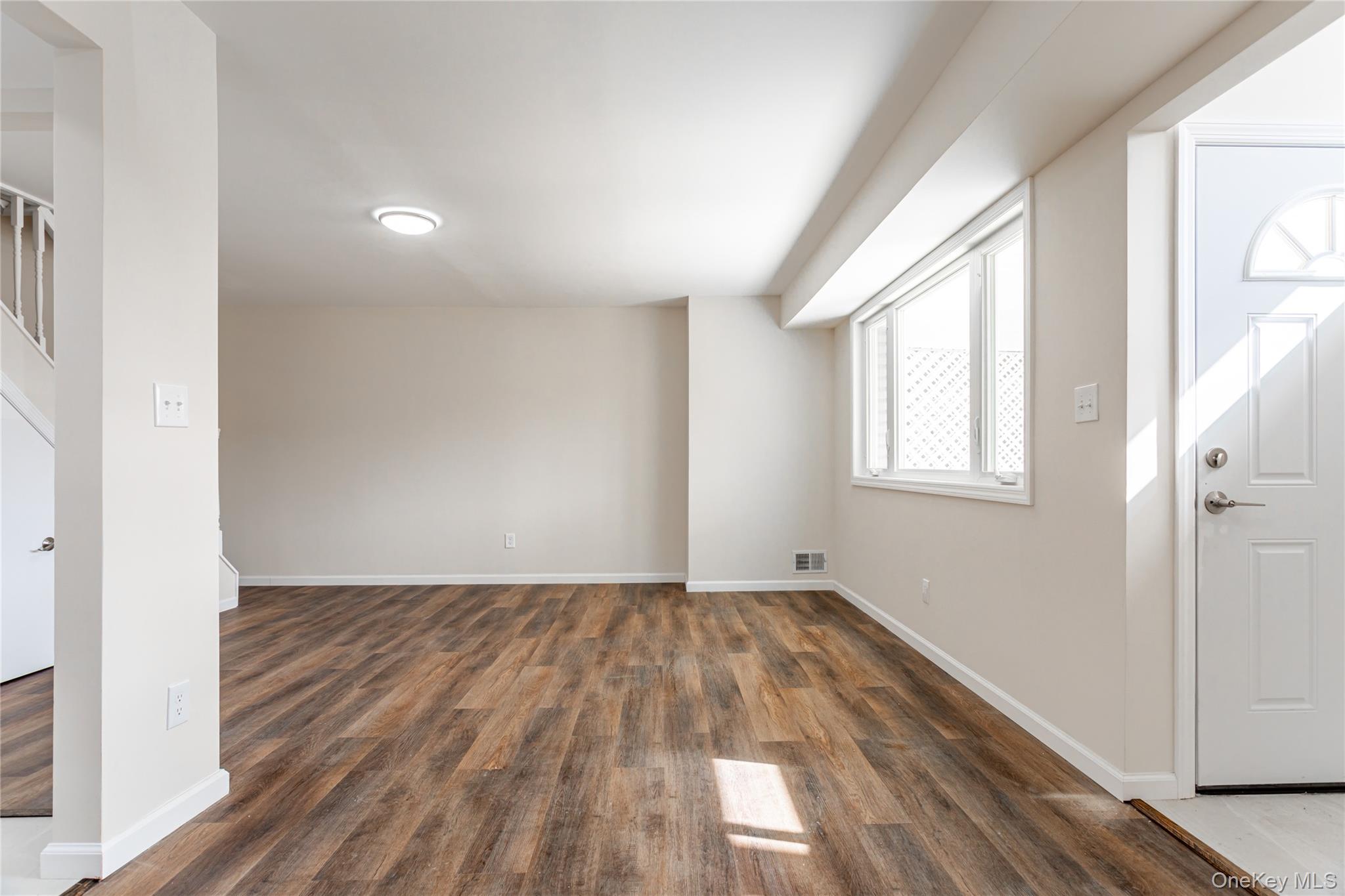 1260 Richmond Avenue 114 Property Photo 3