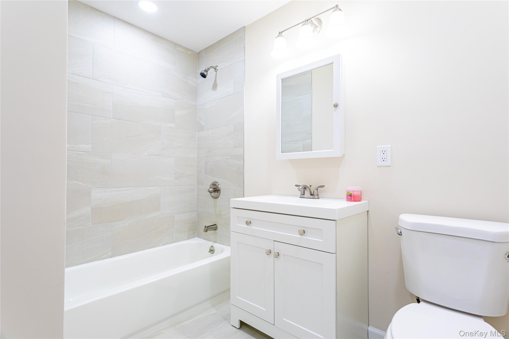 1260 Richmond Avenue 114 Property Photo 21