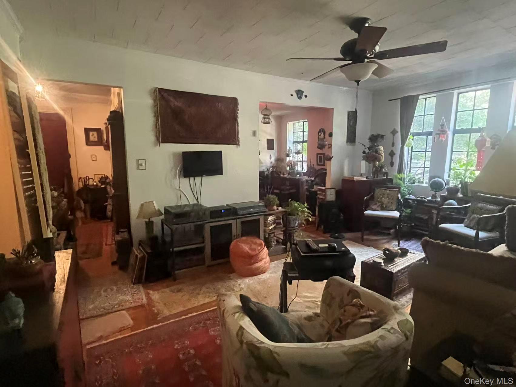 116 Pinehurst Avenue C21 Property Photo 16