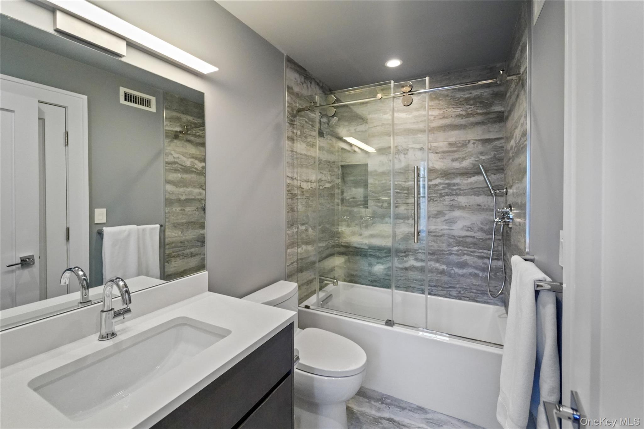 68 Foster Avenue 9 Property Photo 27