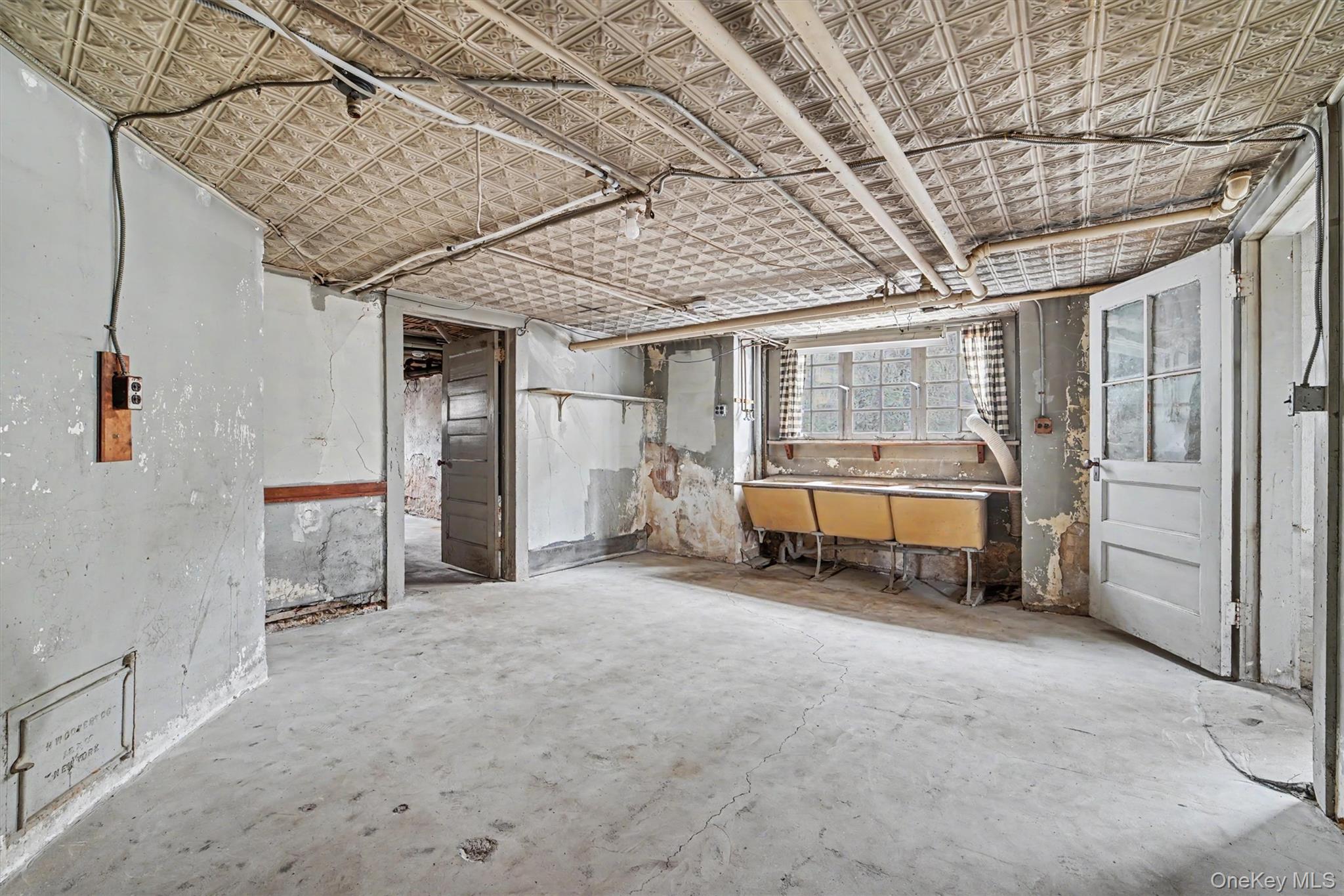 61 Fairview Avenue Property Photo 36