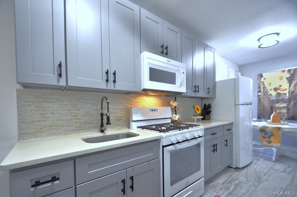 19 Abeel Street 2E Property Photo 1