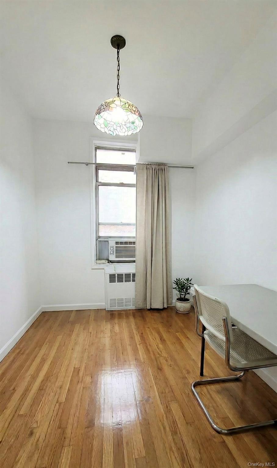 4107 Bowne Street 3f Property Photo 8