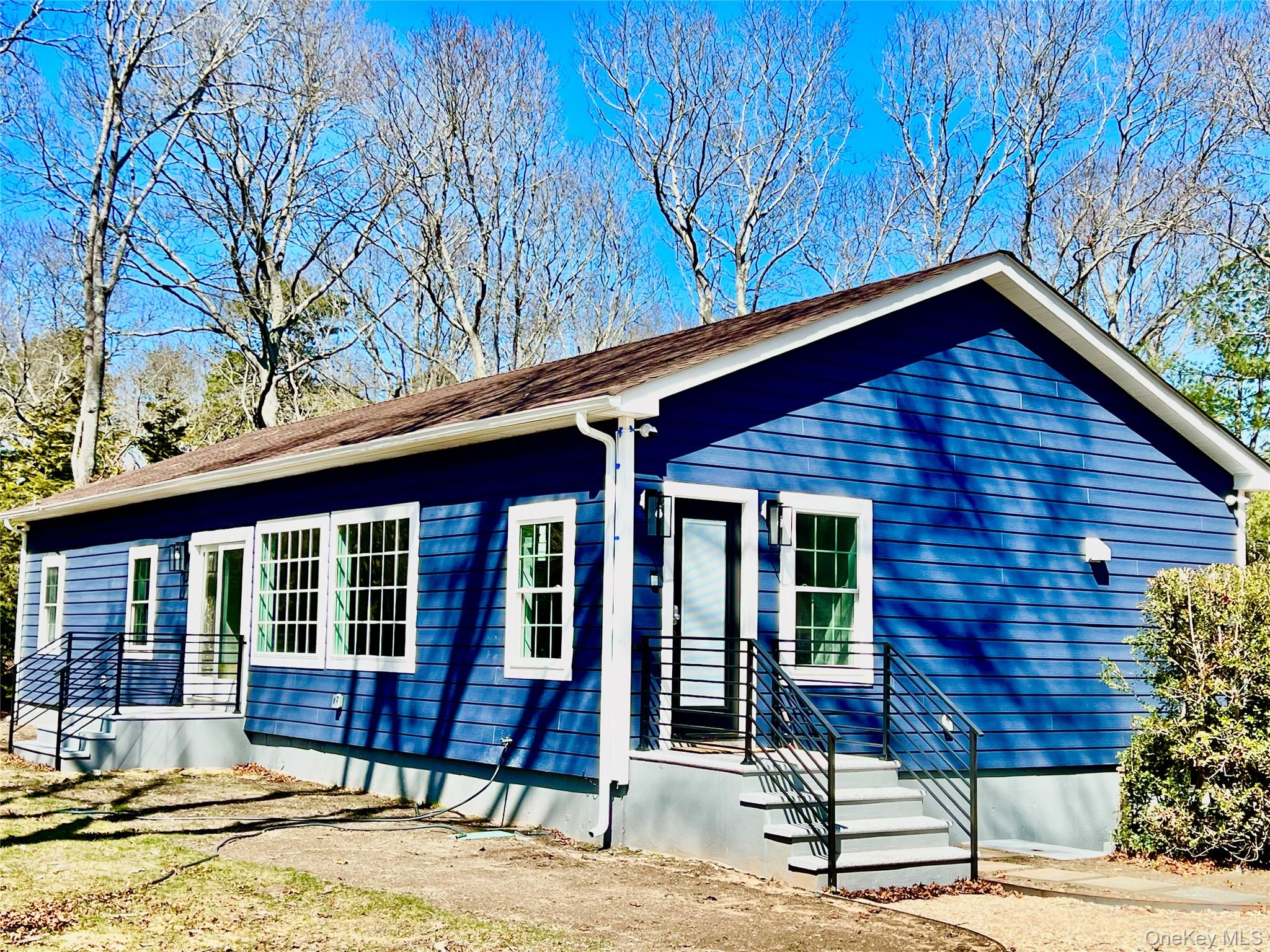 38 Railroad Avenue Property Photo 1