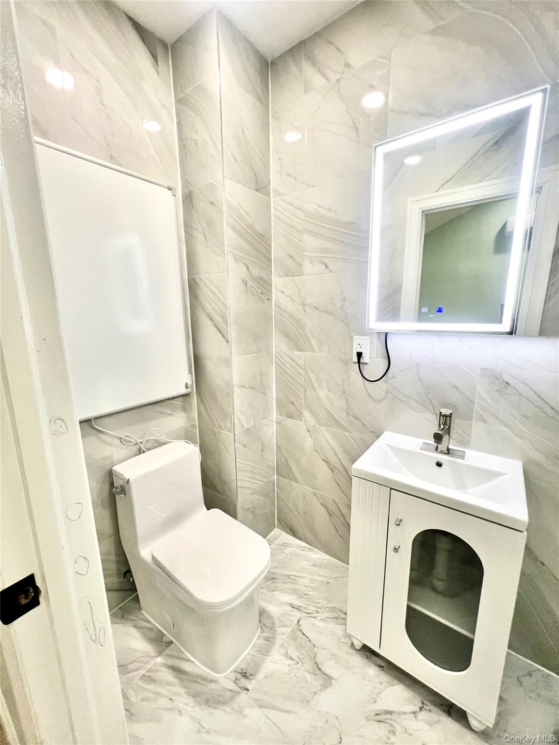 38 Railroad Avenue Property Photo 21