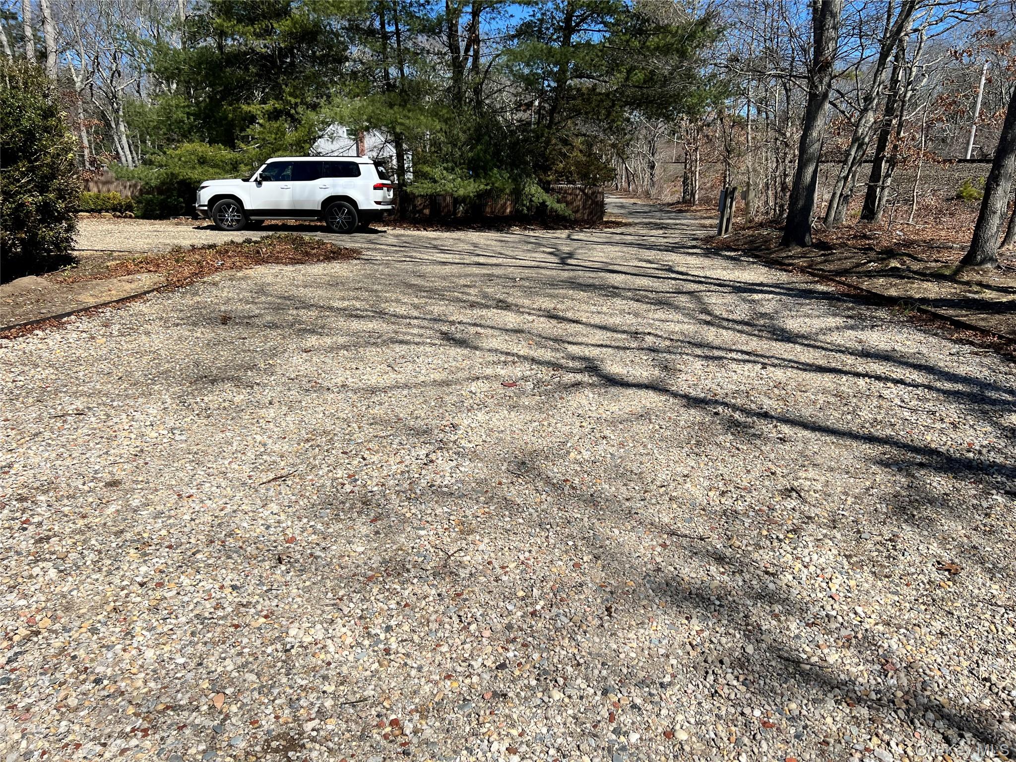 38 Railroad Avenue Property Photo 33
