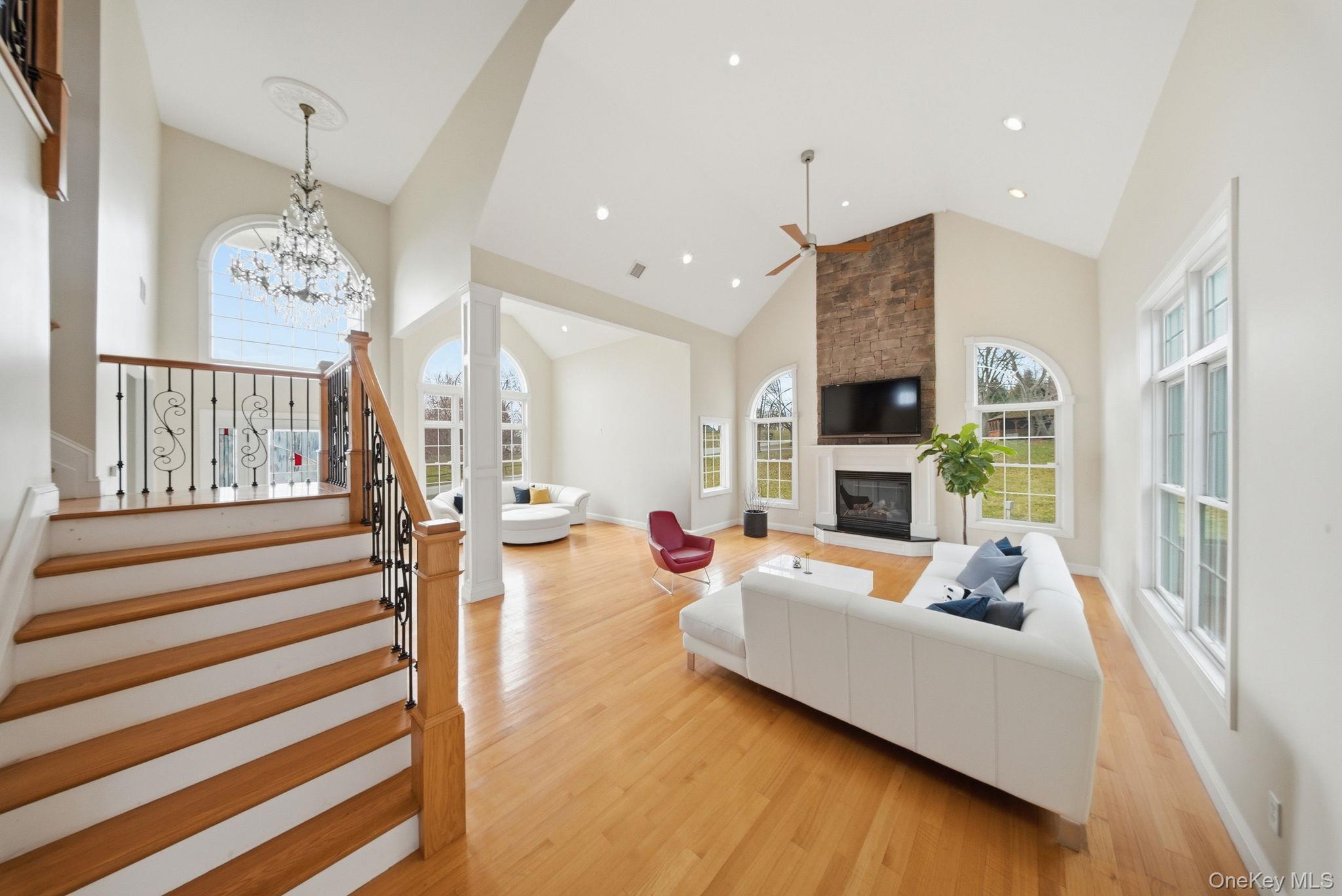 107 Breeze Hill Road Property Photo 8