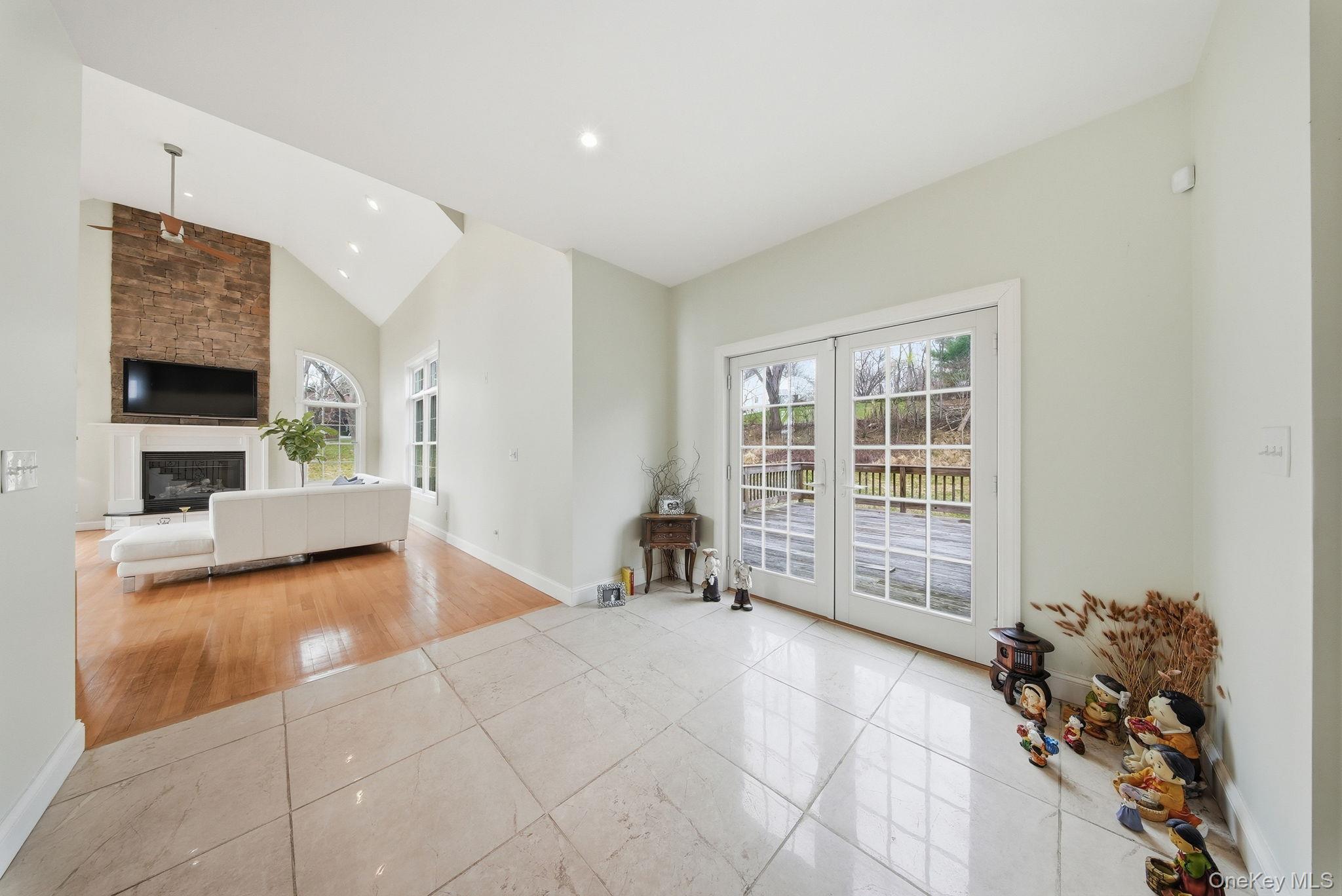 107 Breeze Hill Road Property Photo 9