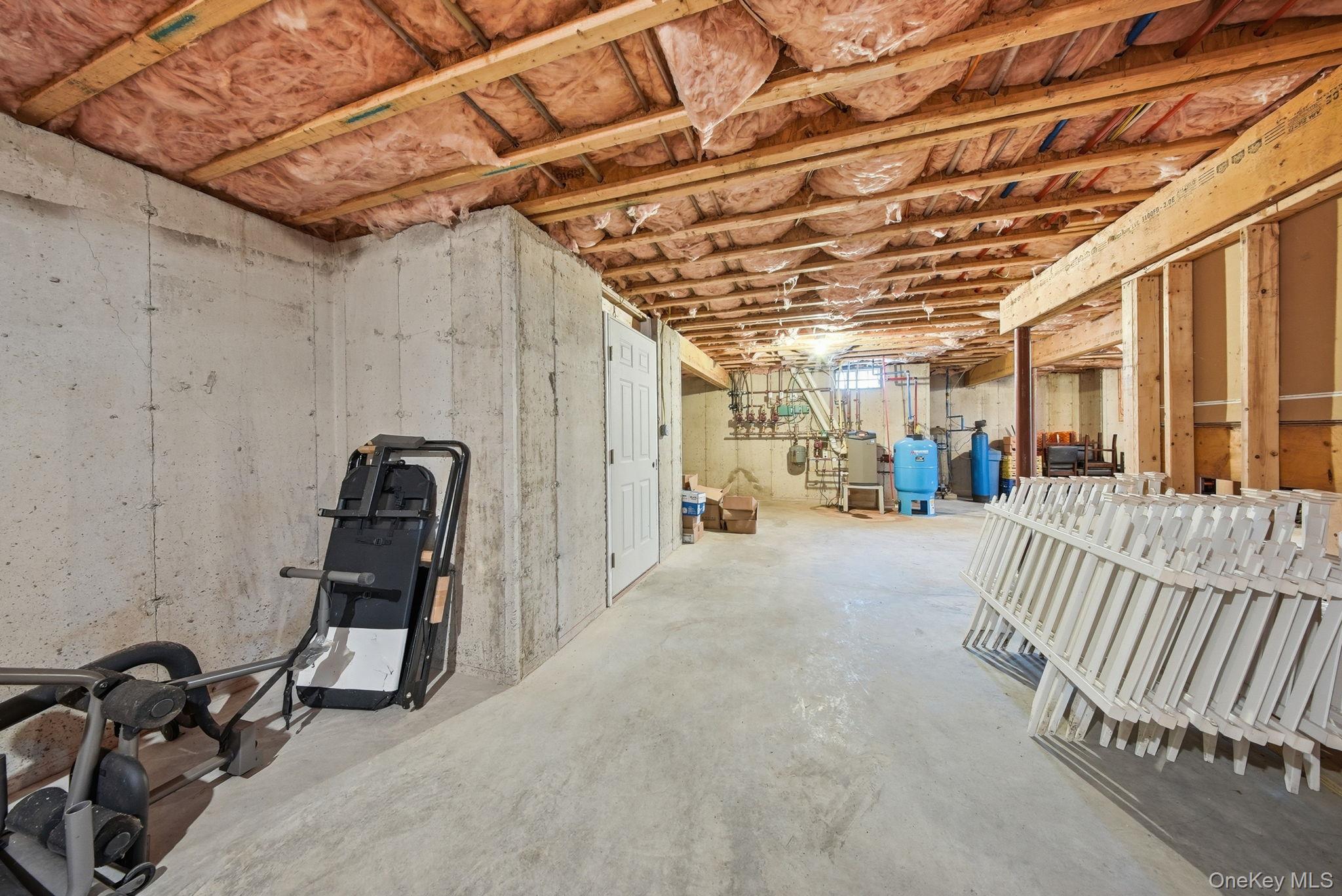 107 Breeze Hill Road Property Photo 32