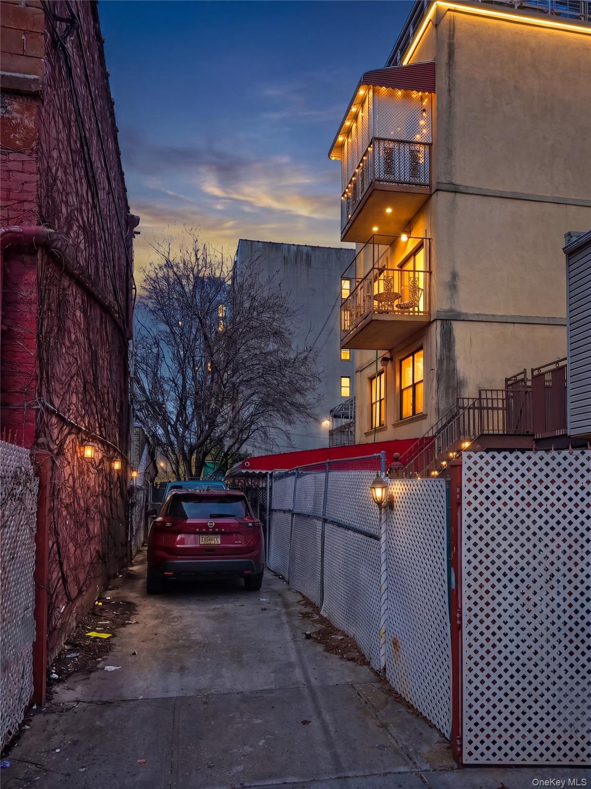 360 S 3rd Street Property Photo 4