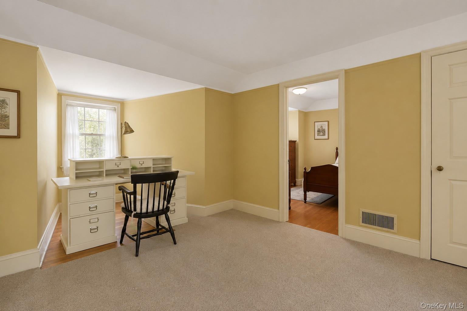 982 Bradley Parkway Property Photo 27
