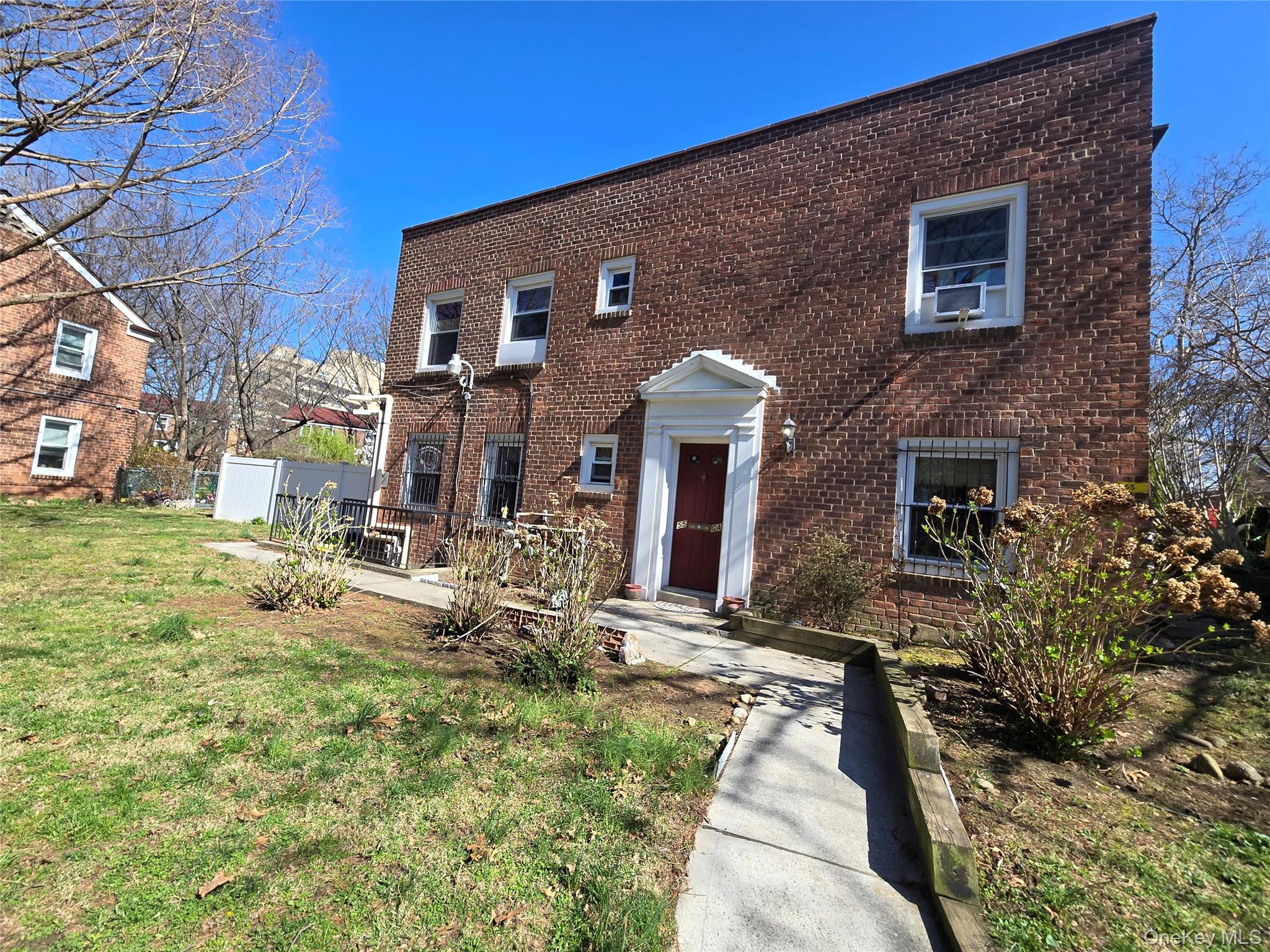 15051 Village Road 55ga Property Photo 6