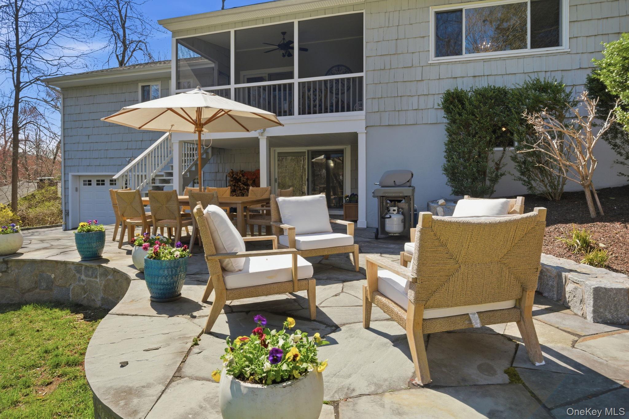 26 Meadow Lane Property Photo 8