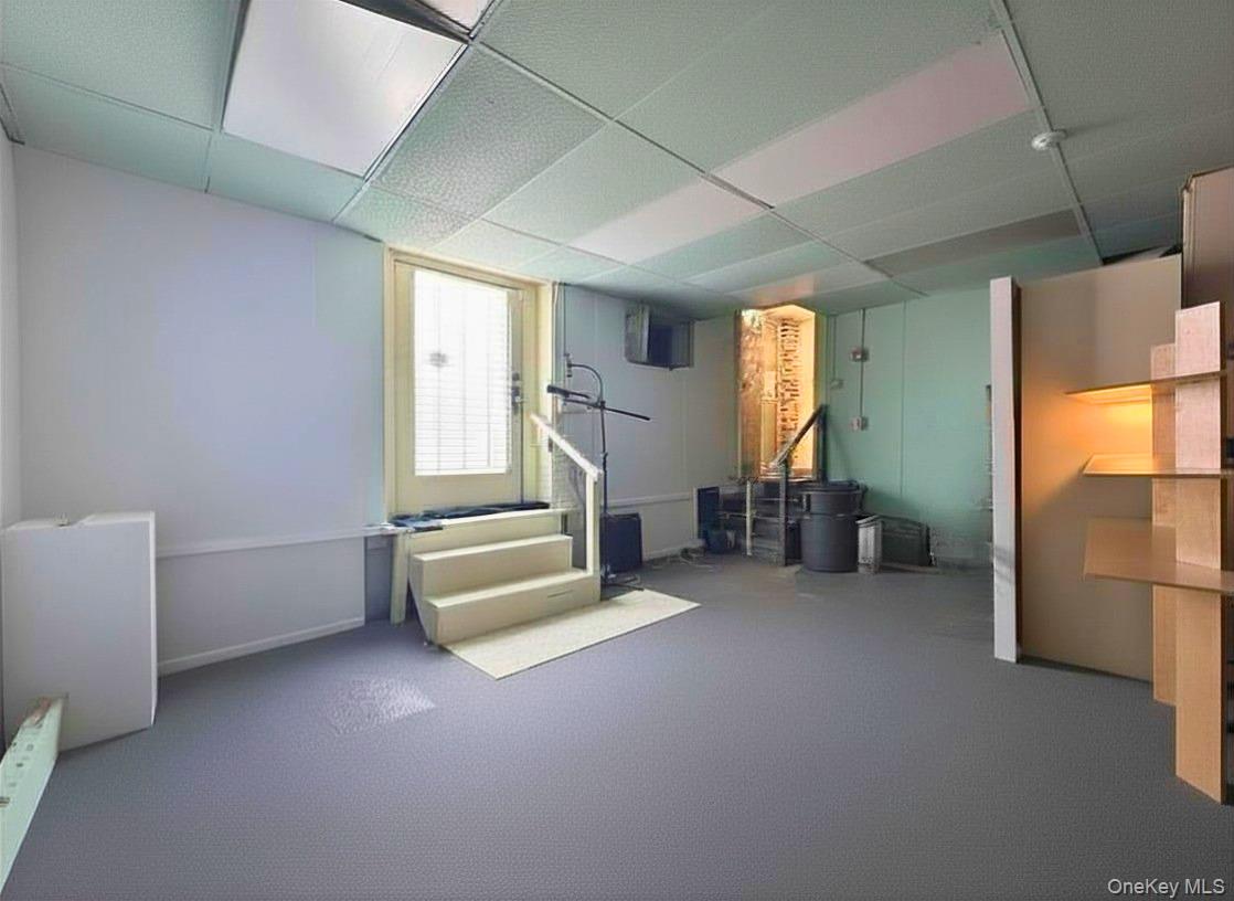 240 Broadway Property Photo 4