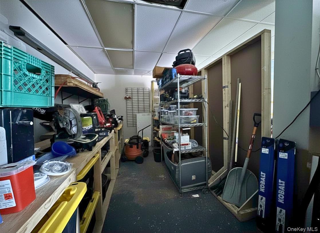 240 Broadway Property Photo 6