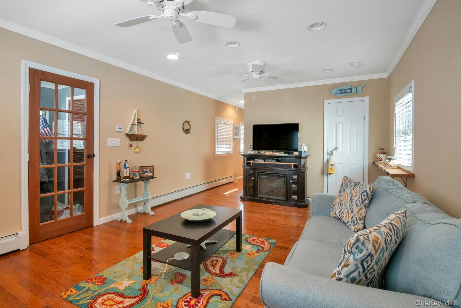 33b Edgewater Park 33b Property Photo 2