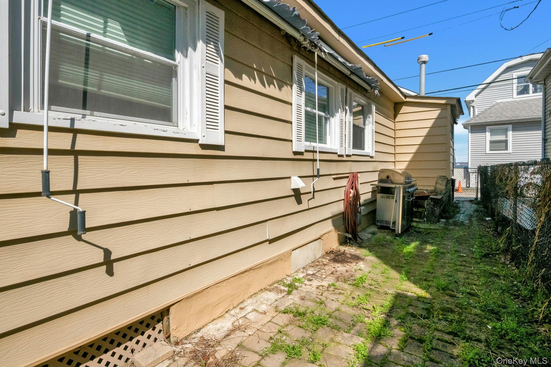 33b Edgewater Park 33b Property Photo 12