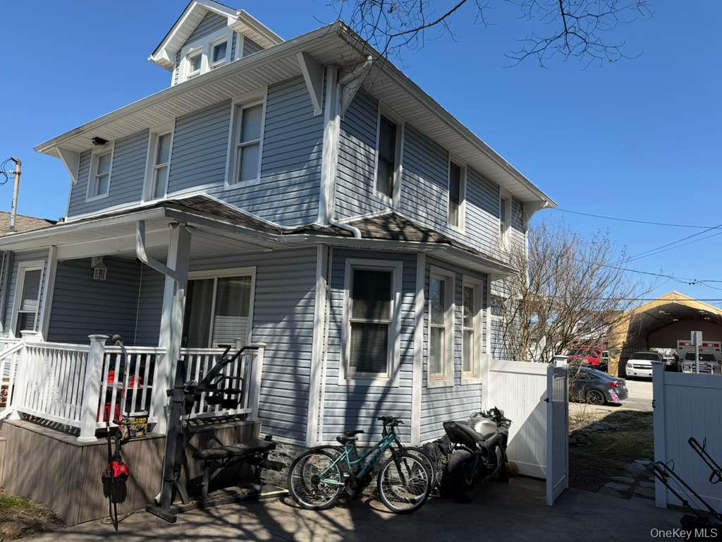 7 Meyer Avenue Property Photo 3