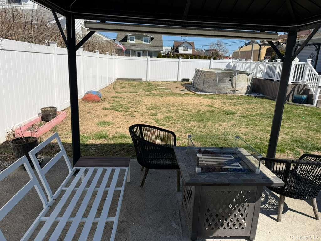 7 Meyer Avenue Property Photo 20