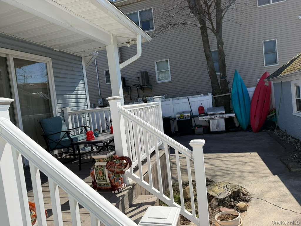 7 Meyer Avenue Property Photo 28