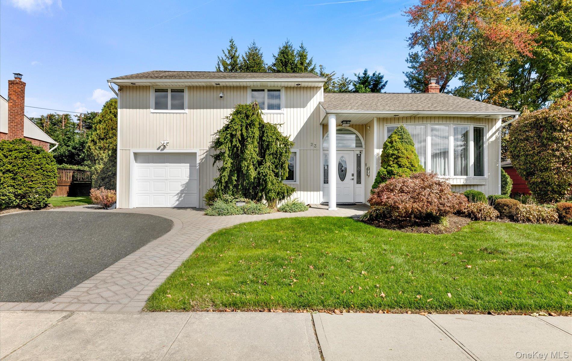 23 Coronet Lane Property Photo 1