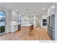 87 West Avenue Property Photo 4
