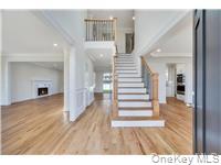 87 West Avenue Property Photo 6