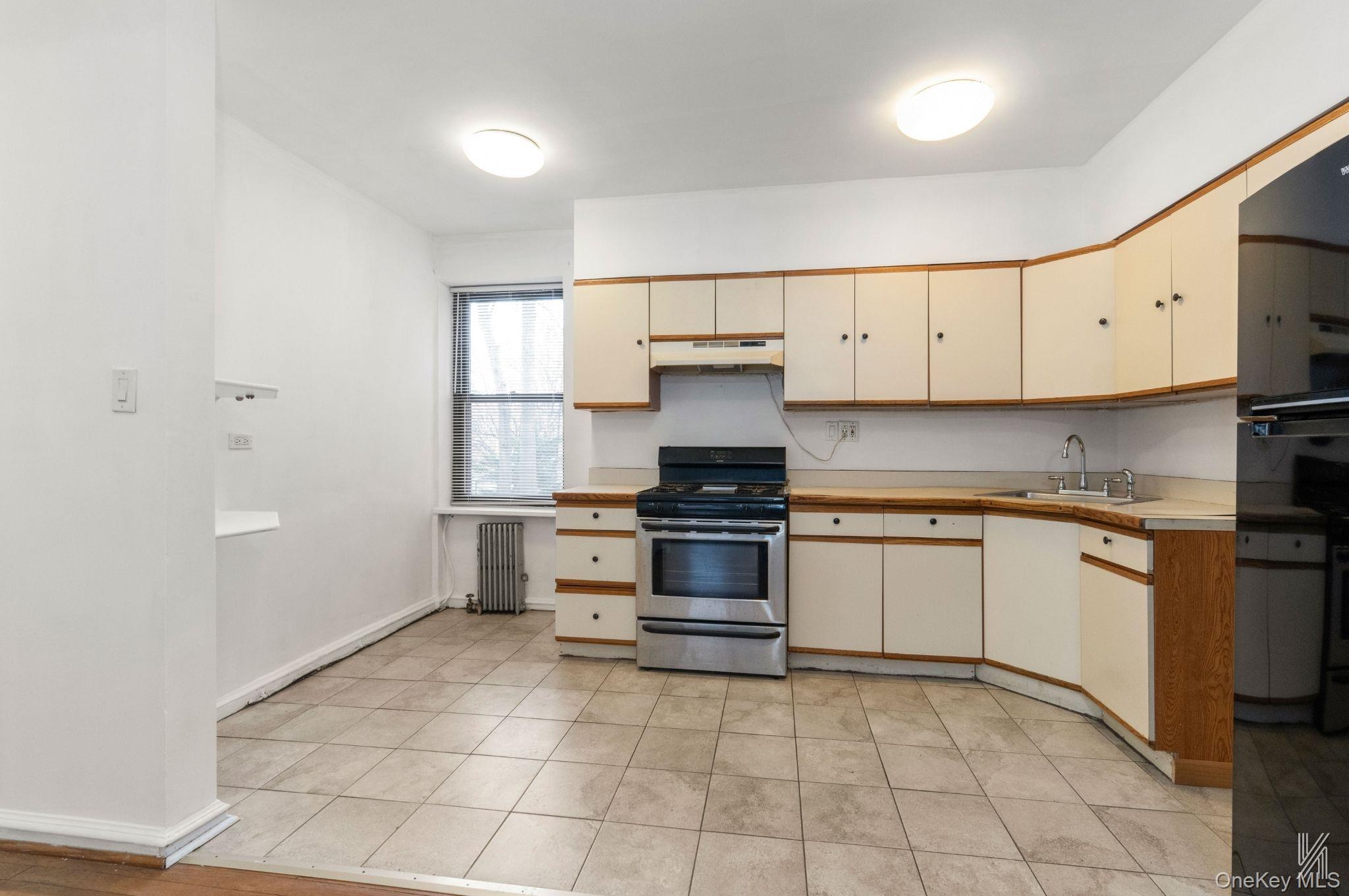 22-43 77th Street C1 Property Photo 8