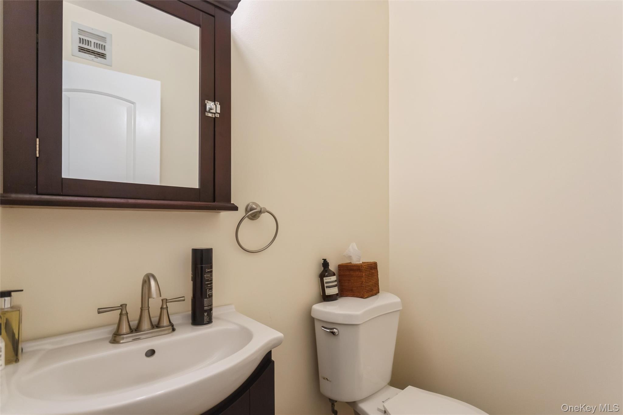 271 Arthur Street Property Photo 29