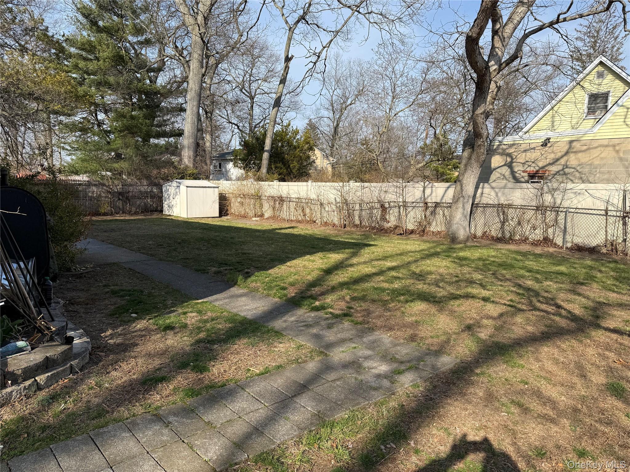 91 Putnam Avenue Property Photo 6