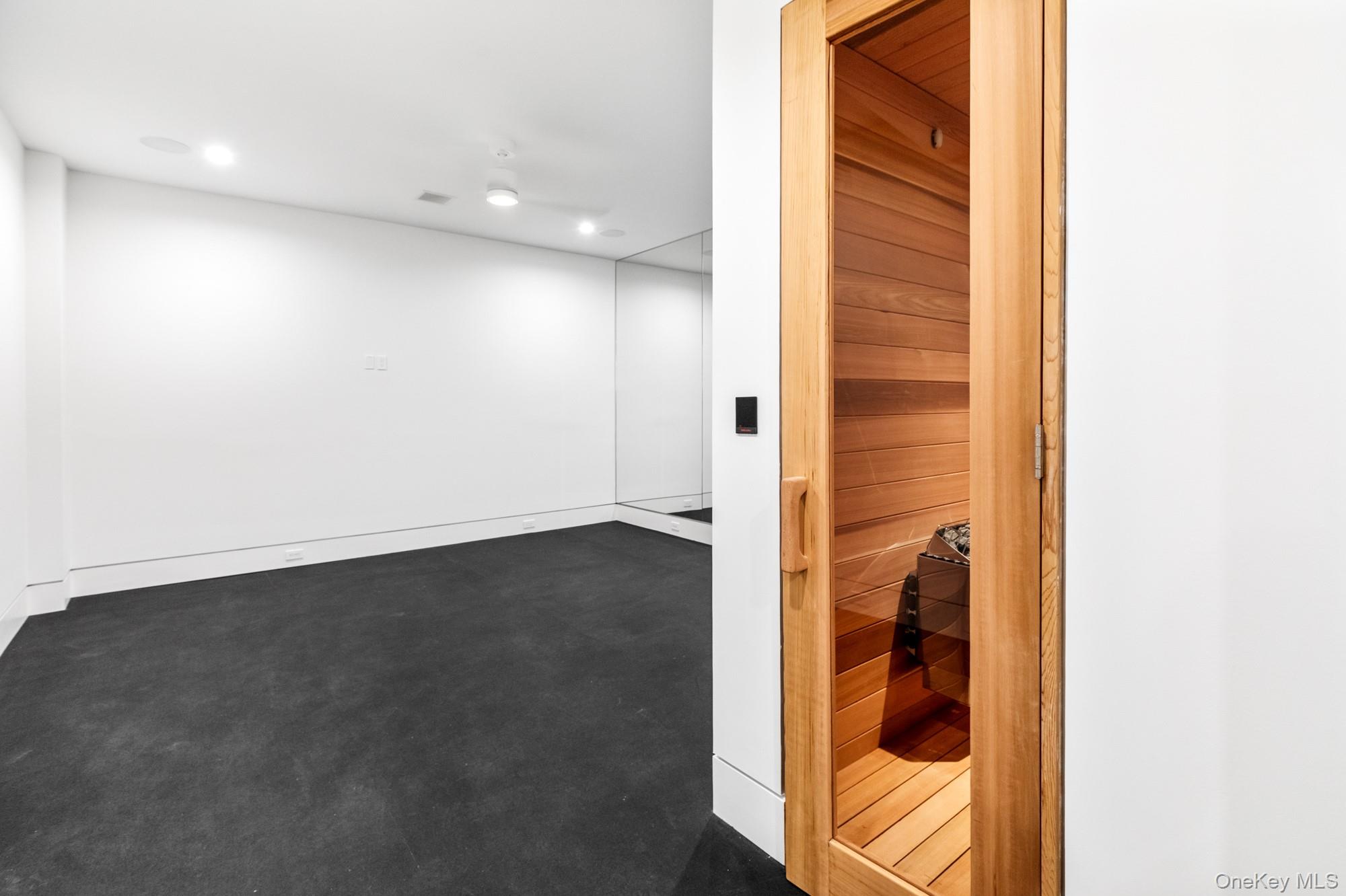 8 Ashwood Court Property Photo 23