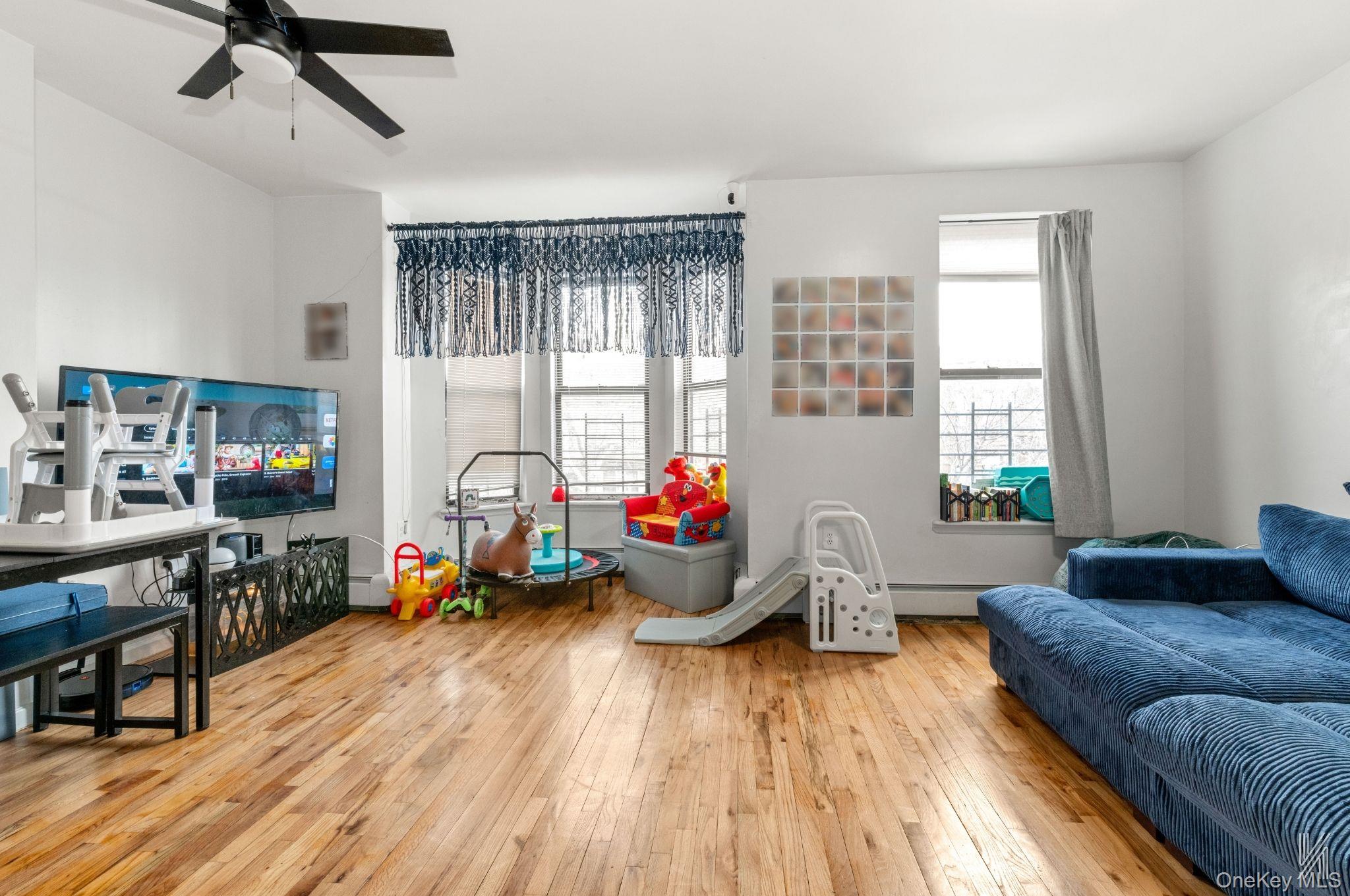 426 54th Street Property Photo 2