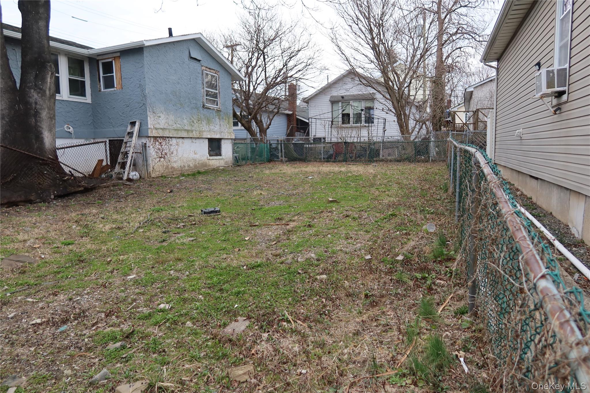 22b Edgewater Park Property Photo 1
