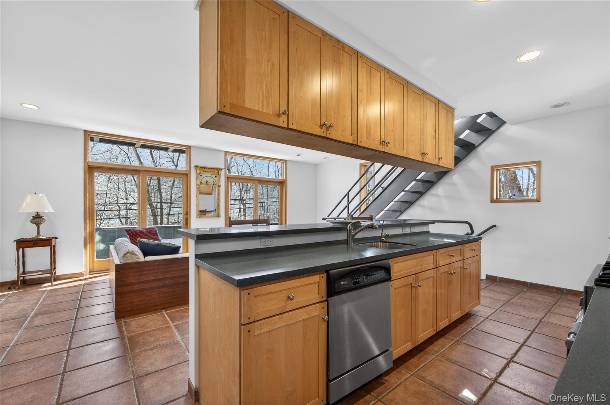 428 Harbor Road C Property Photo 12