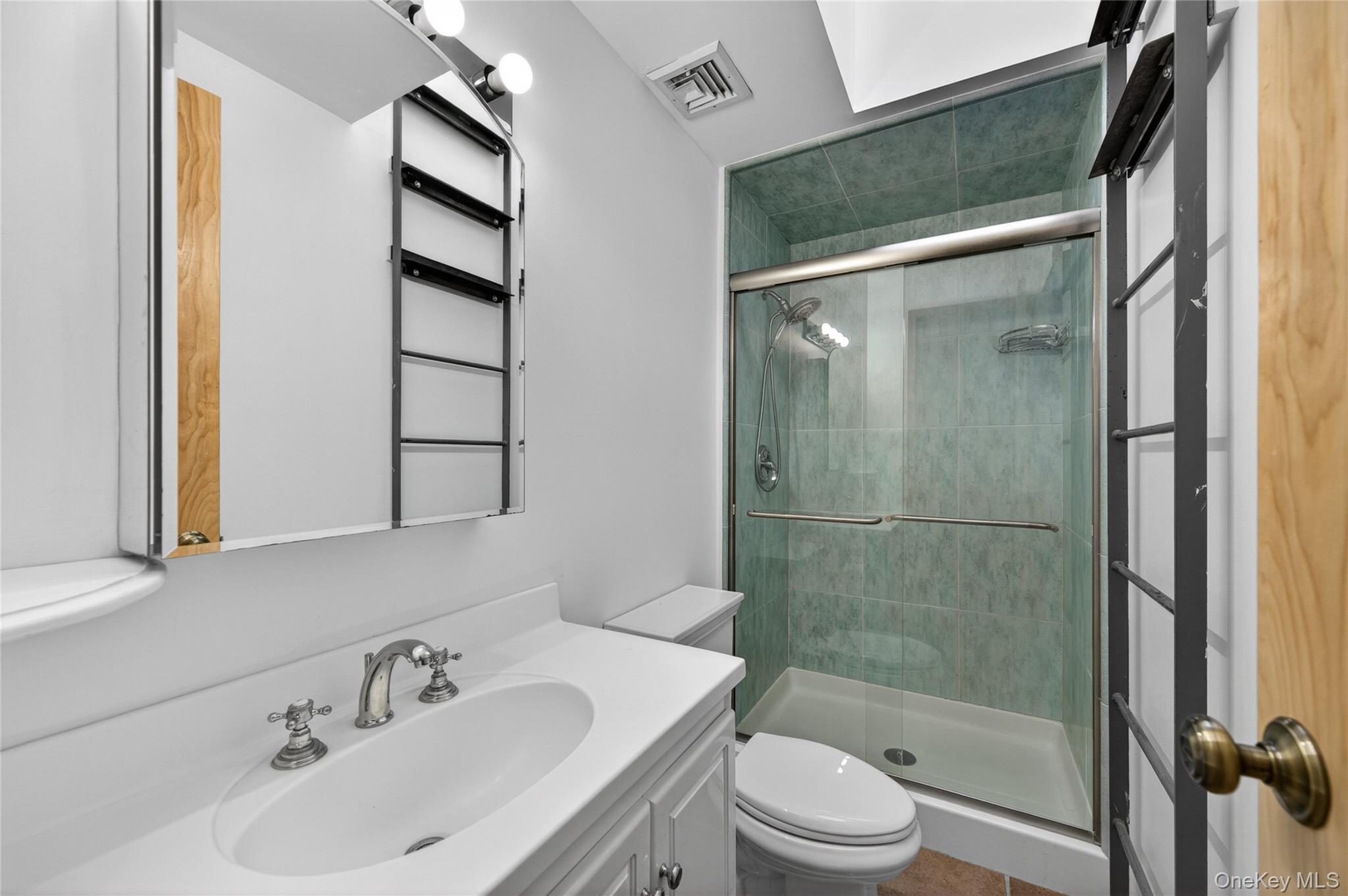 428 Harbor Road C Property Photo 26