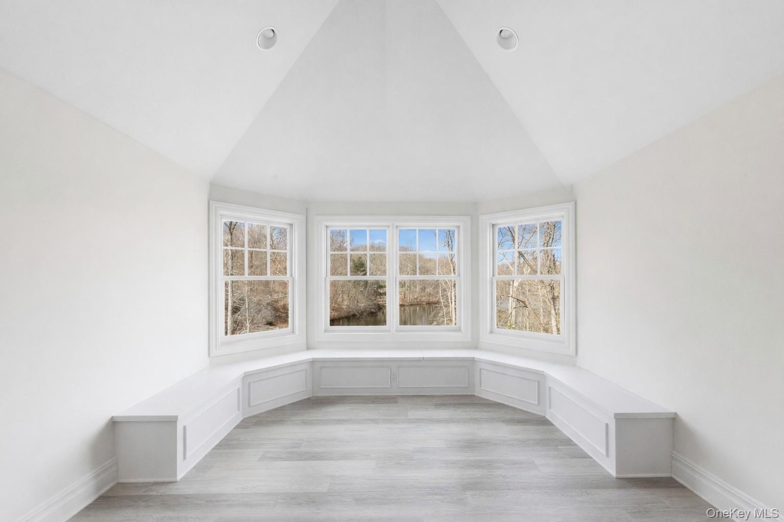 4 Ravenglass Drive Property Photo 25