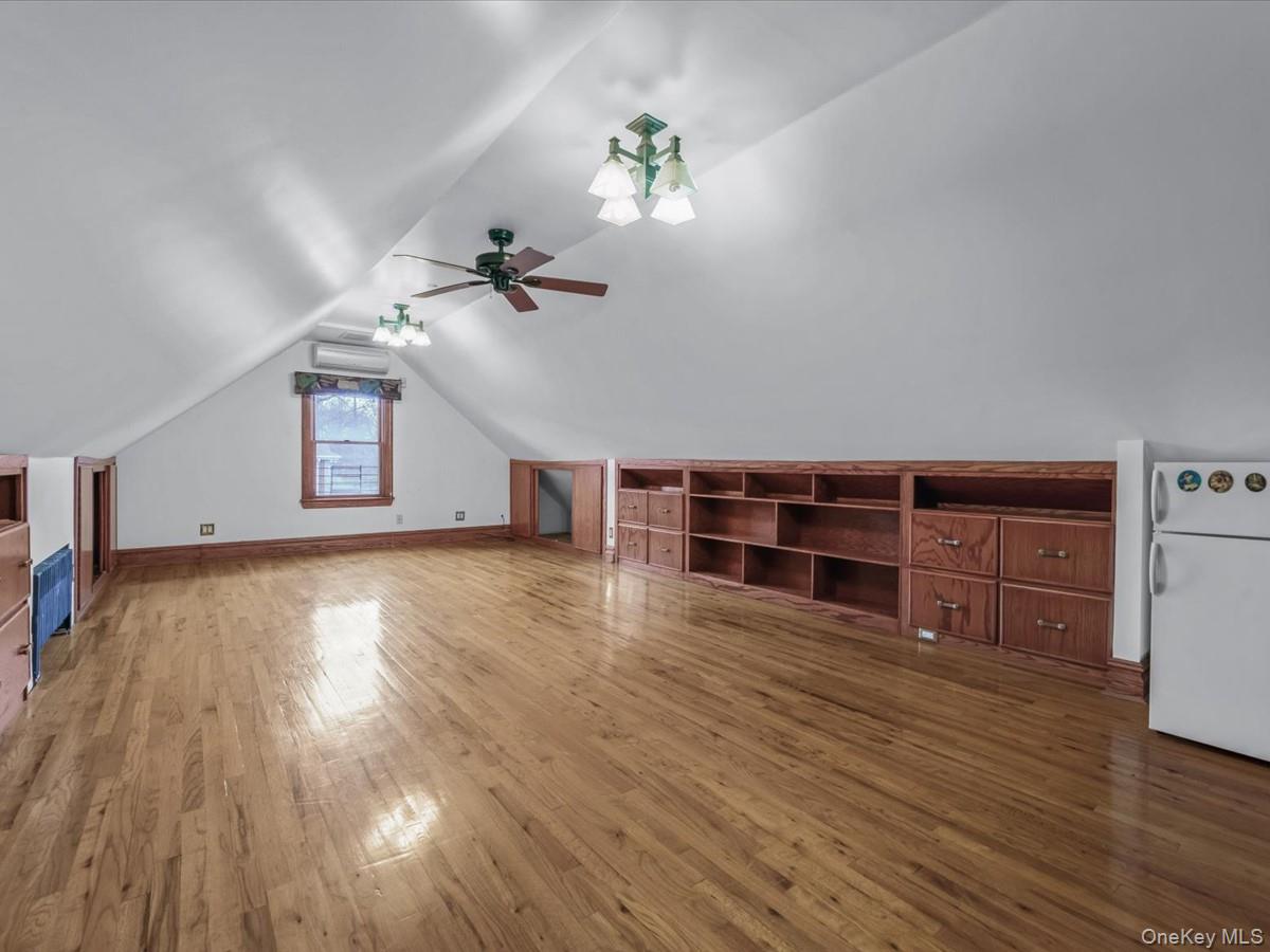 2807 157th Street Property Photo 27