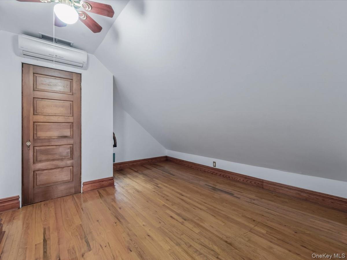 2807 157th Street Property Photo 29